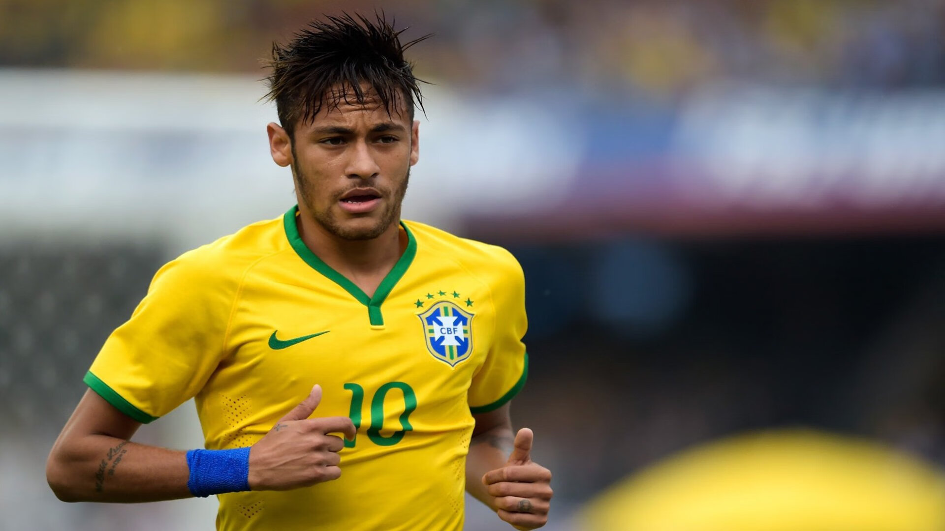 中国男子跳远刷新全国纪录,王嘉男一跃成名,中国男子跳远冠军